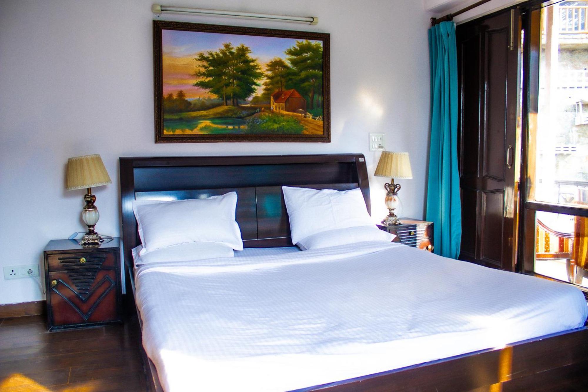 Villa Whispering Pines Shimla Exterior foto